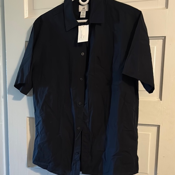 H&M Black Lightweight Shirt - Picture 1 of 3